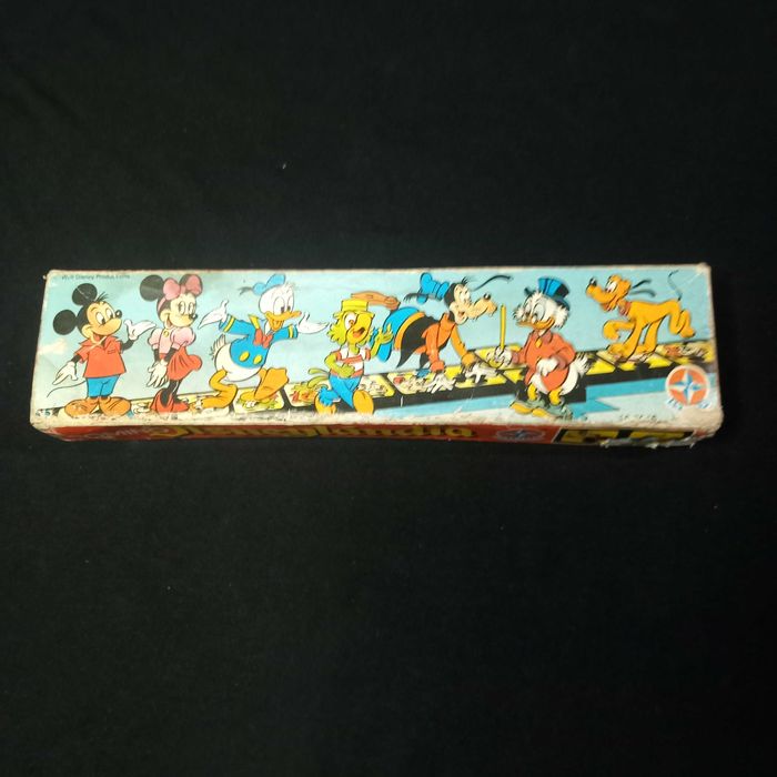 Caixa dominó Disney