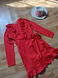 Kopertowa czerwona sukienka