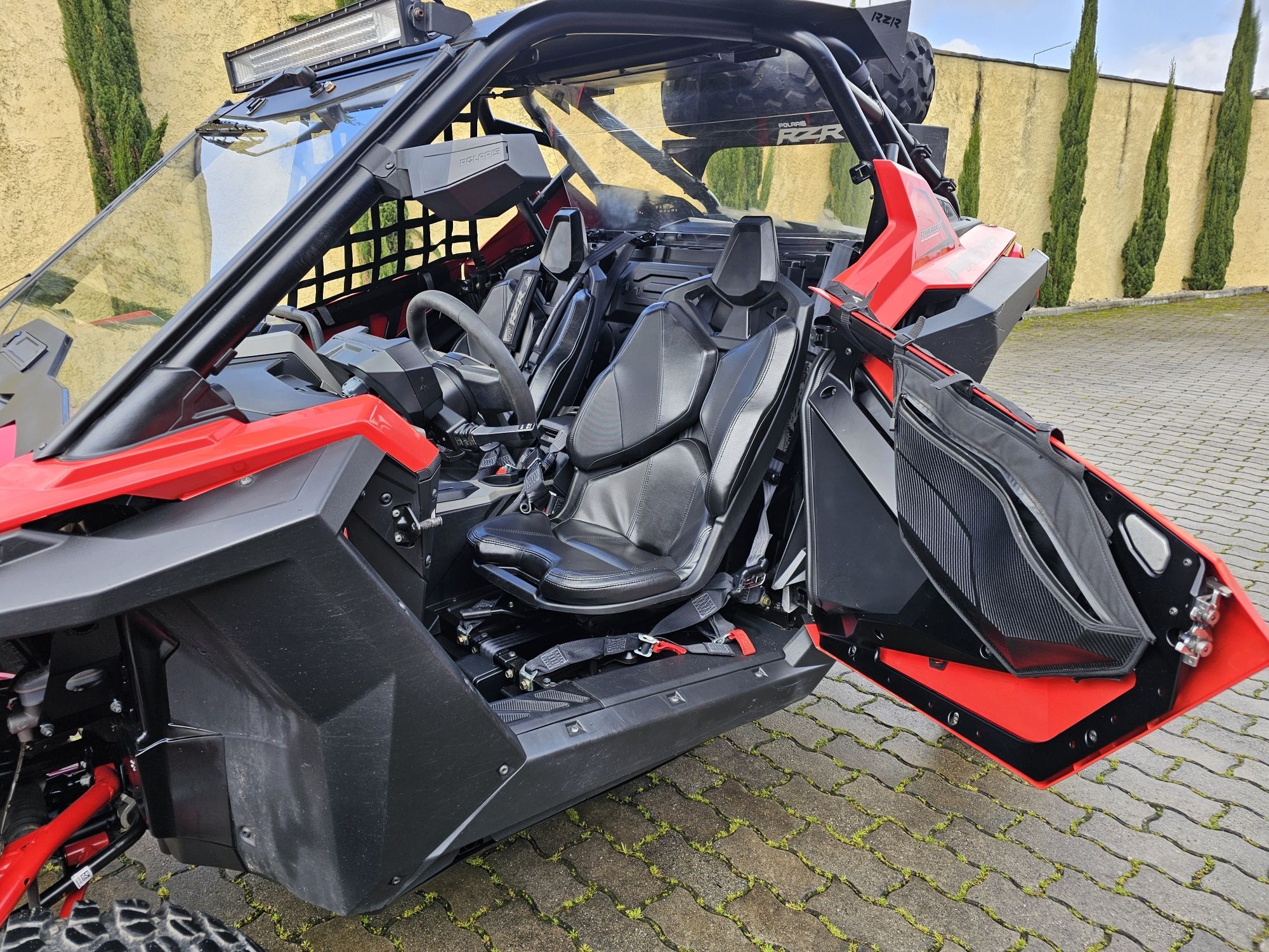 Polaris RZR PRO XP 1000 Turbo Dinamyc Edition, full extras.