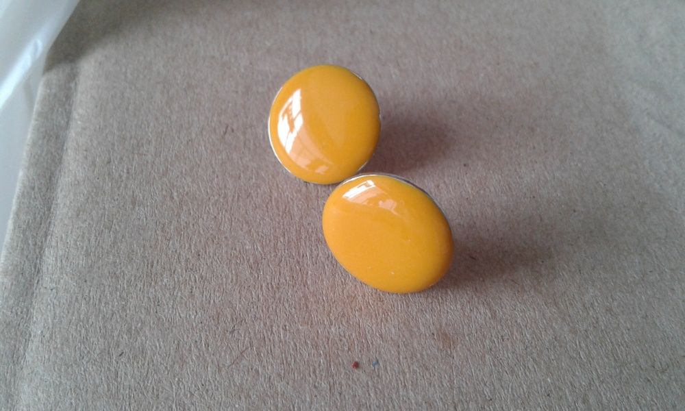 набор кольцо- серьги сердце  -  бижутерия .