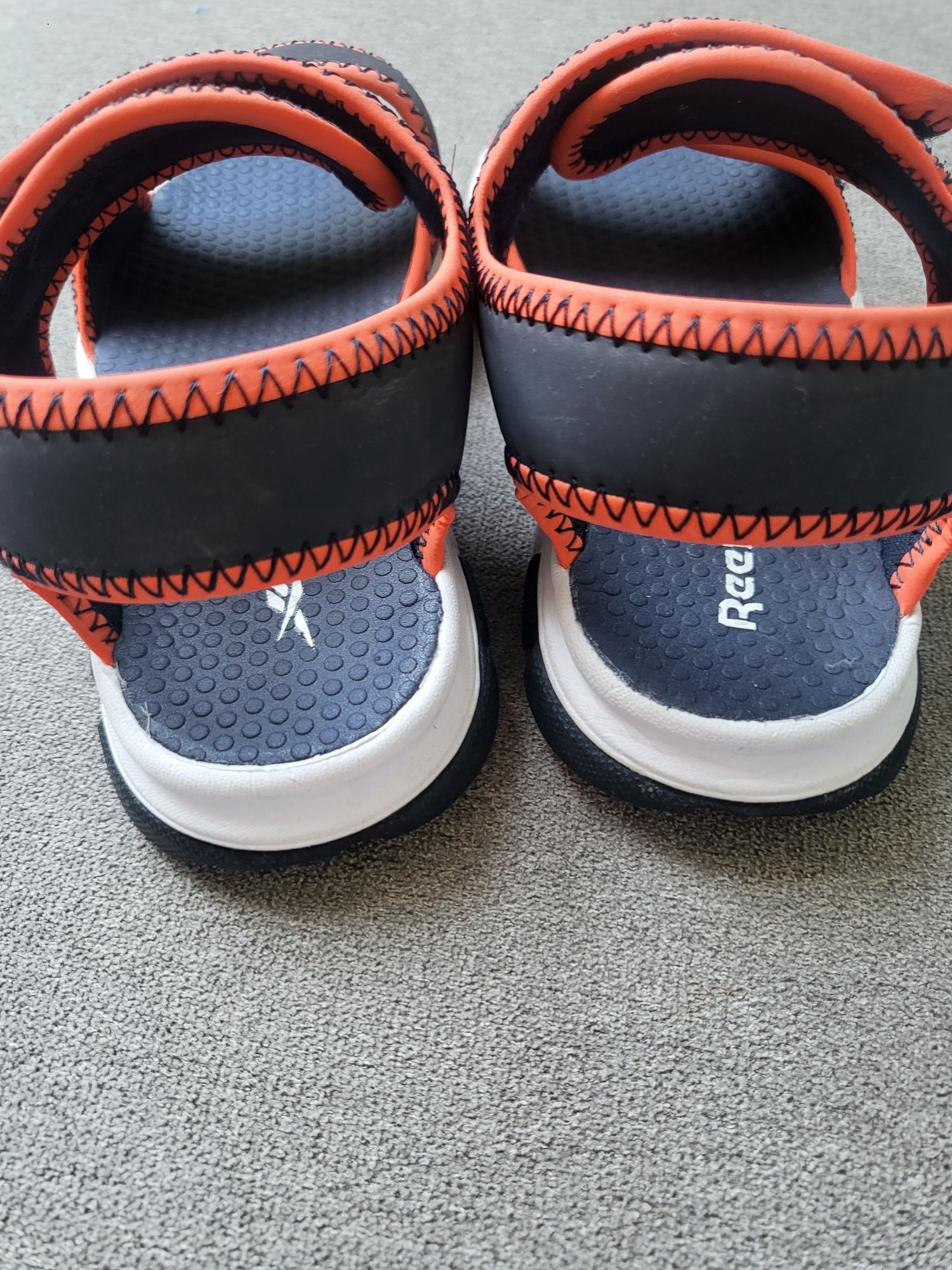 Sandały, buty, klapki dziecięce reebok wkładka 17 cm