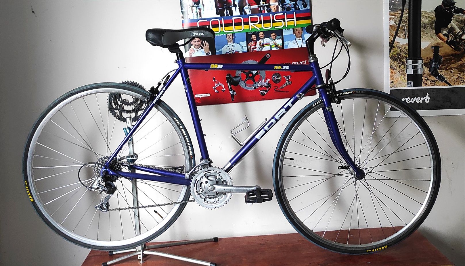 Rower szosowy 28 Fort flatbar rama CrMo Sanko 20" przegląd retro