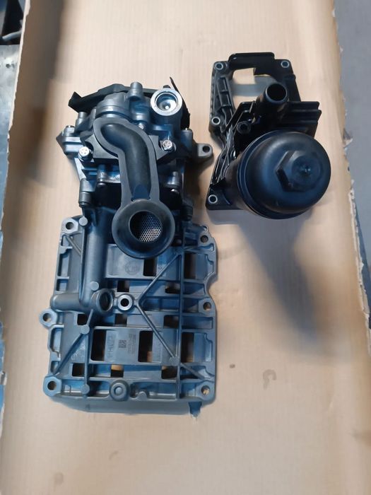 Bomba óleo + suporte filtro óleo - BMW N47 2.0 DIESEL