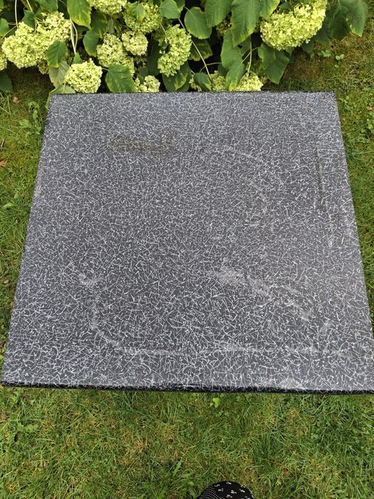 Piękny stolik drewniany stabilny na balkon taras działkę