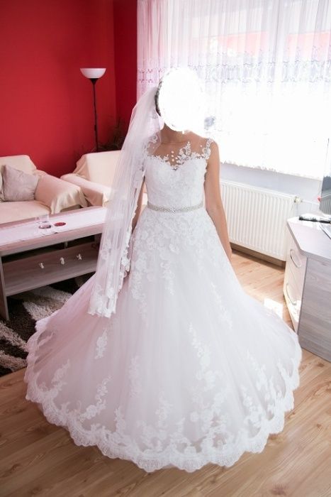 Suknia ślubna LA SPOSA + welon