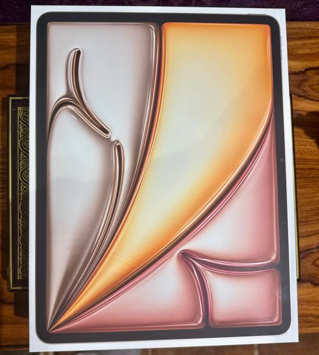 Apple iPad Air Wi-Fi de 13" 256 GB M3 - Novo, Selado, com Fatura