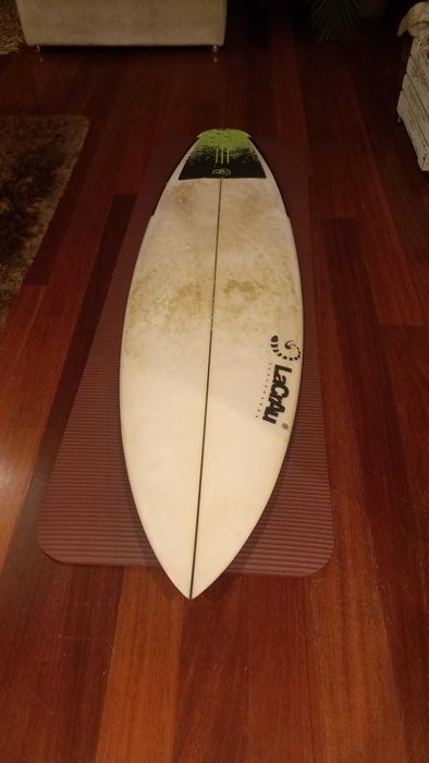 Prancha de Surf 5'11 PU Lacrau