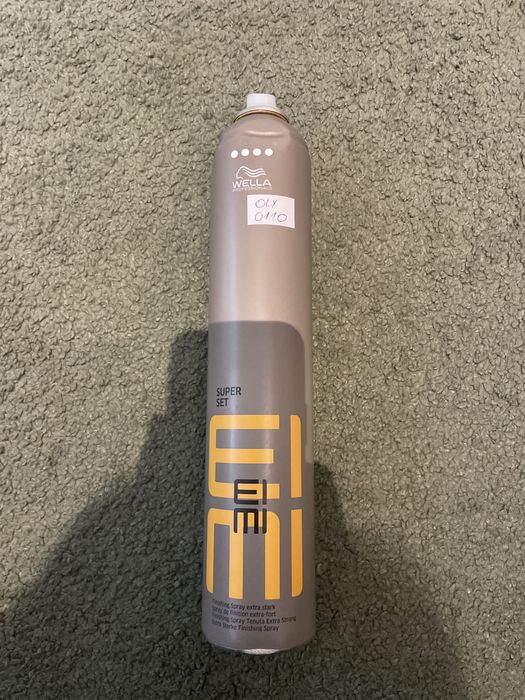 Wella Emmi super set 500ml extra mocny lakier do włosów 0110