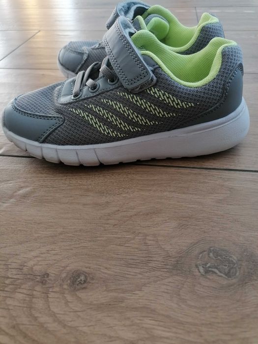 Buty sportowe chłopięce rozmiar 30