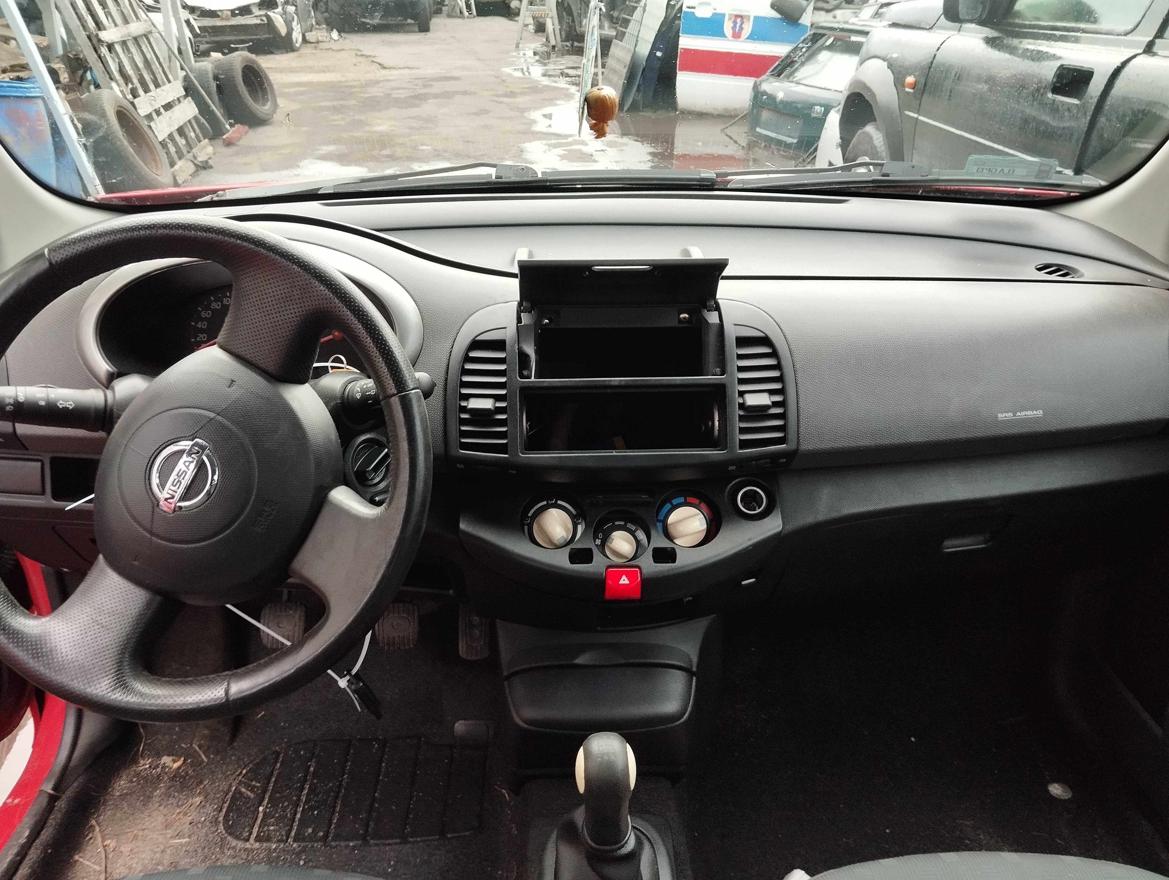 Nissan Micra K12 1.2i 5D 2004r.Element wnętrza !! Czytaj opis !!