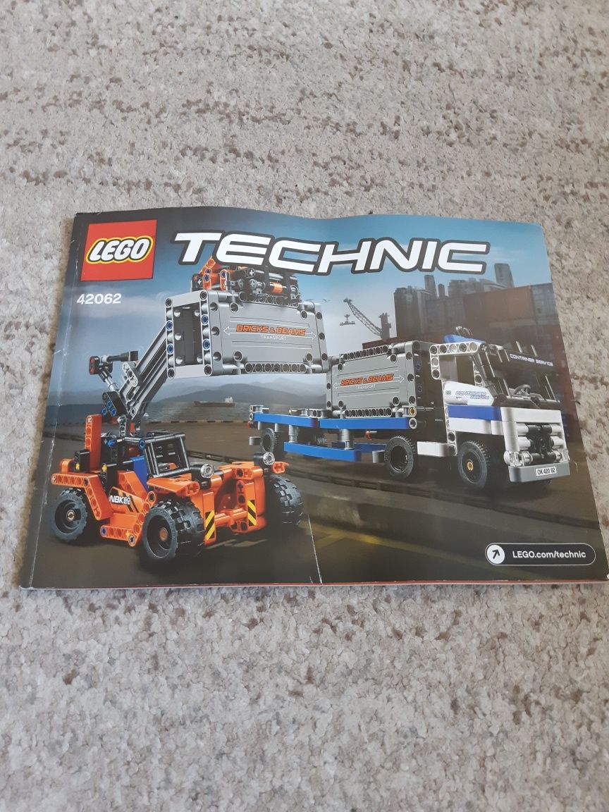 Plac przeładunkowy LEGO Technic 42062