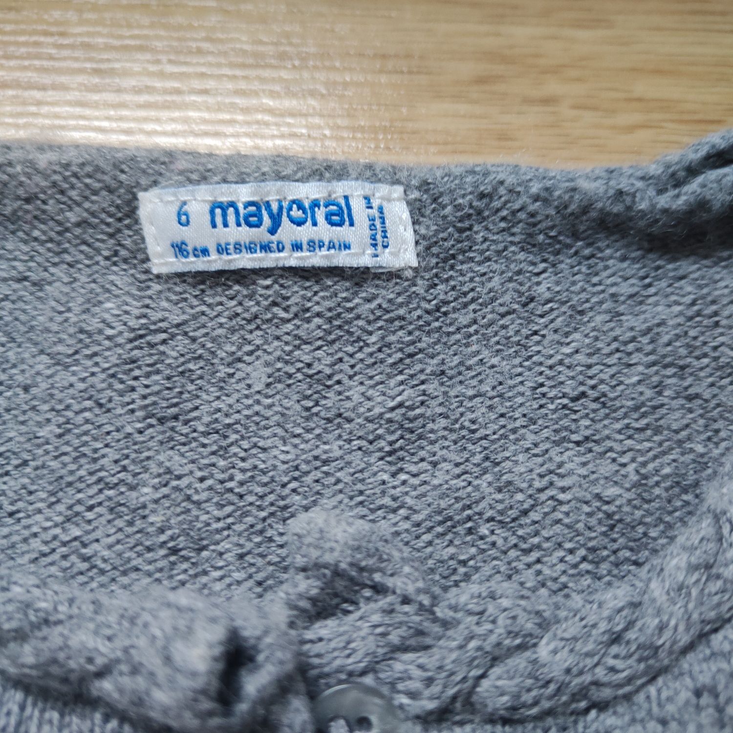 Sweterek Mayoral rozmiar 116 zapinany na guziki