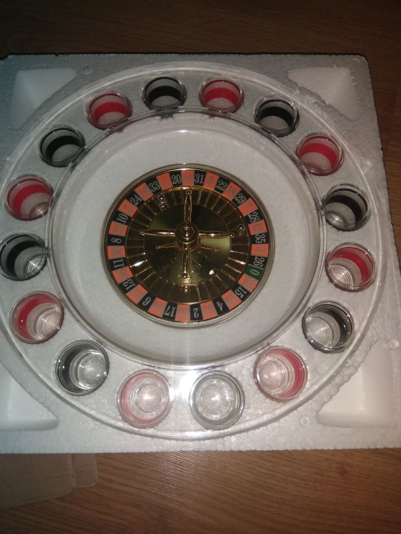 Drinking roulette set ,gra,kieliszki