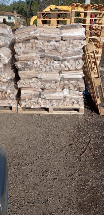 Lenha aparas acender