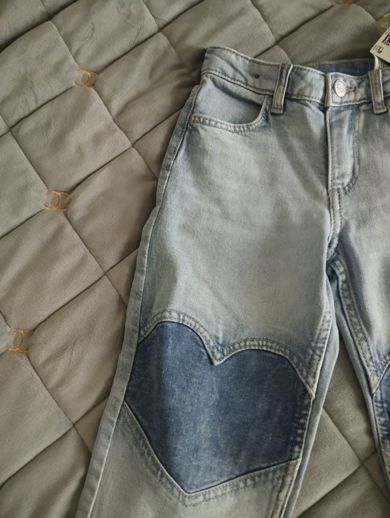 Стильні джинси палаццо H&M для дівчинки з сердечками
