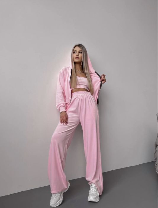 Велюровий костюм