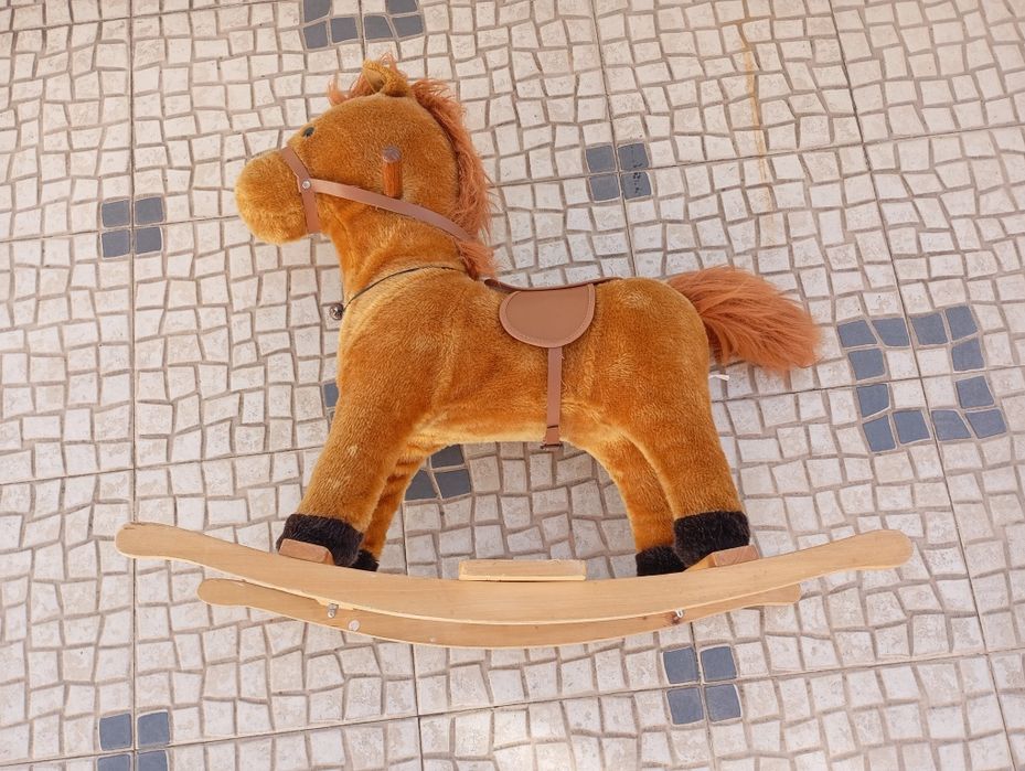 Cavalinho Baloiço Criança