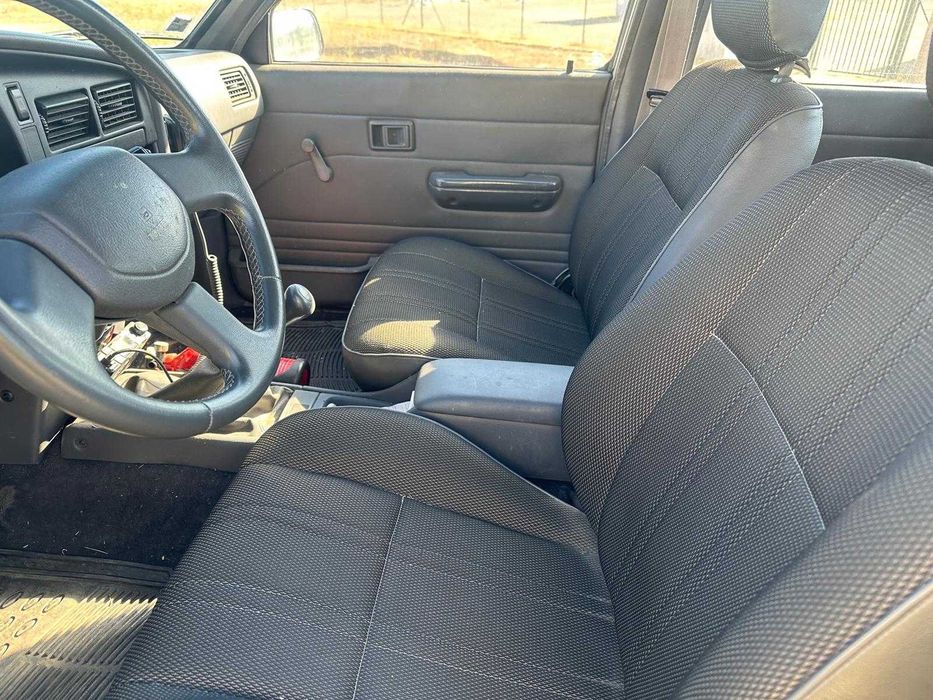 Toyota Hilux 4x4 restaurada