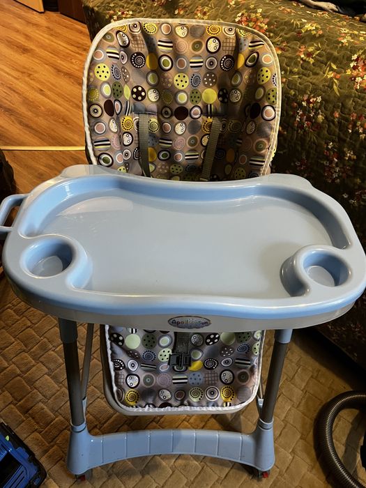 Krzesełko do karmiena