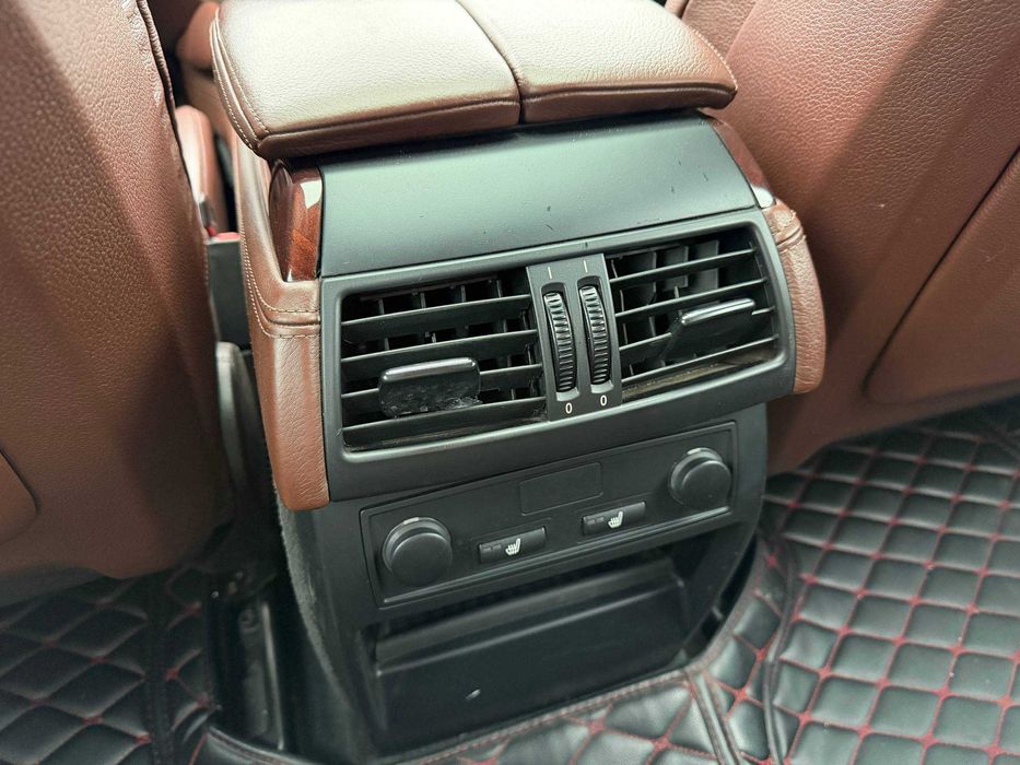 Avtoreal BMW X6 50i E71 2011