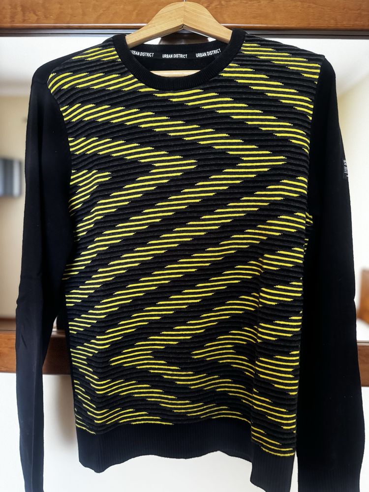 Camisola de homem da Urban District, tam L