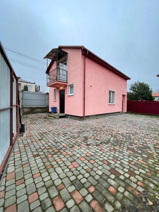 Оренда 2 поверхового будинку з власним подвір'ям с Сокільники