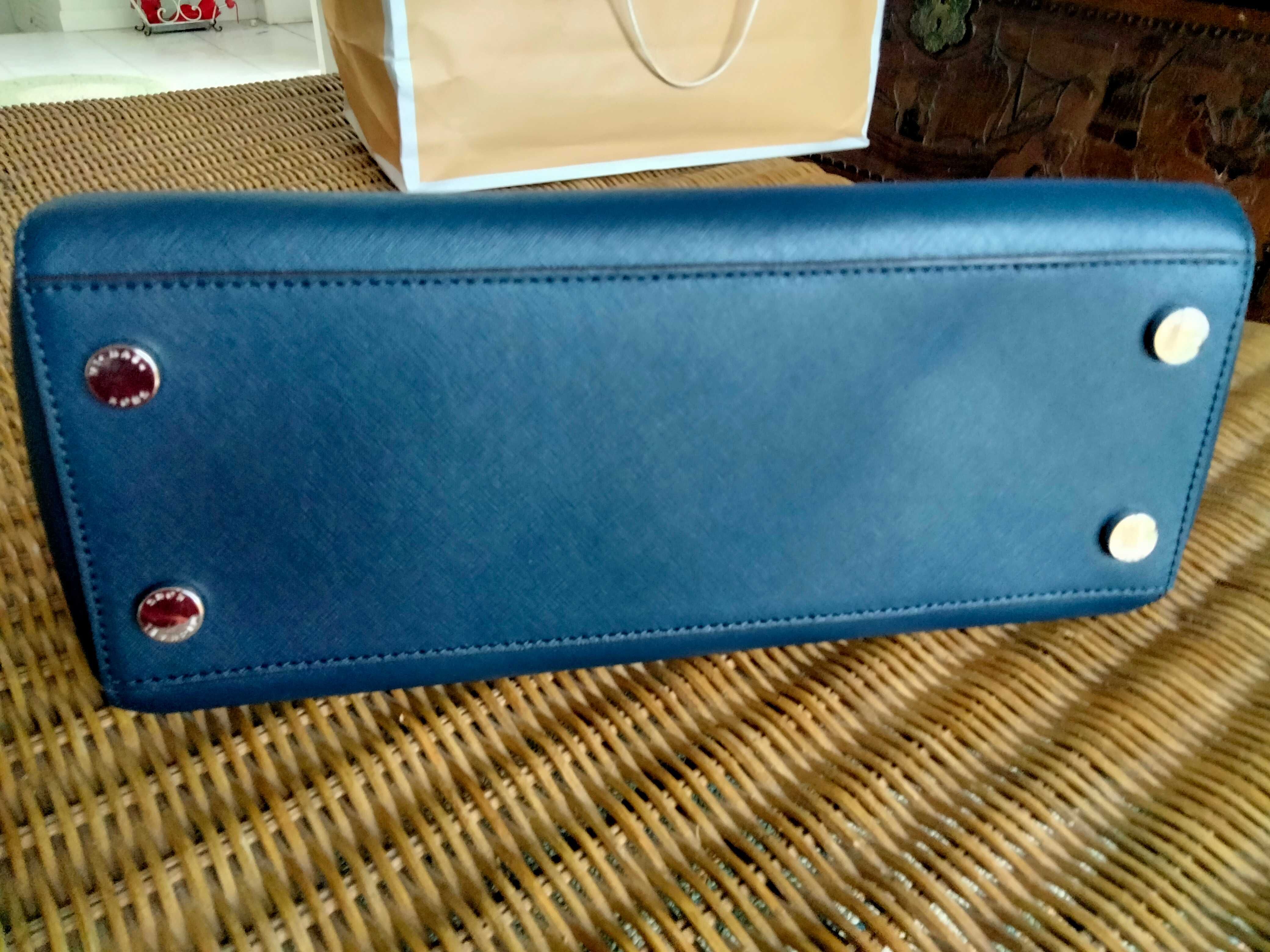Mala Michael Kors