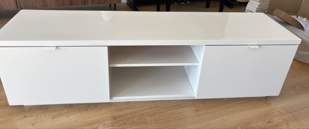 Movel TV Branco.