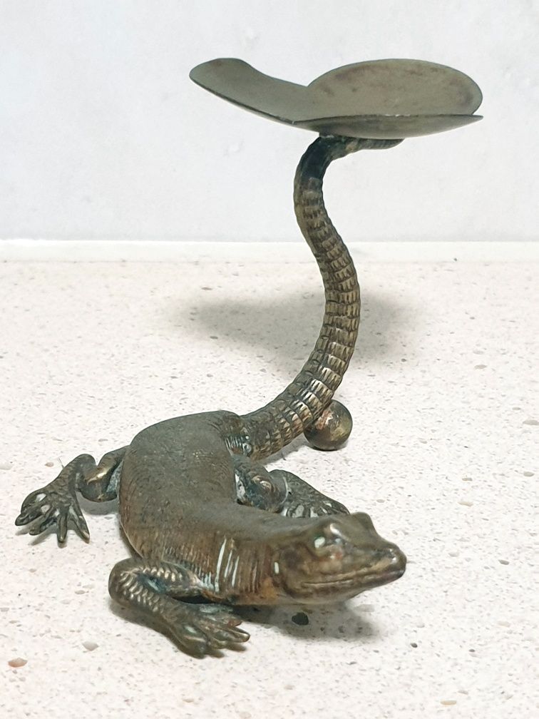 Raro antigo suporte de relógio de bolso "lagarto" em bronze Sec.XIX