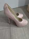 Buty na obcasie roz. 38