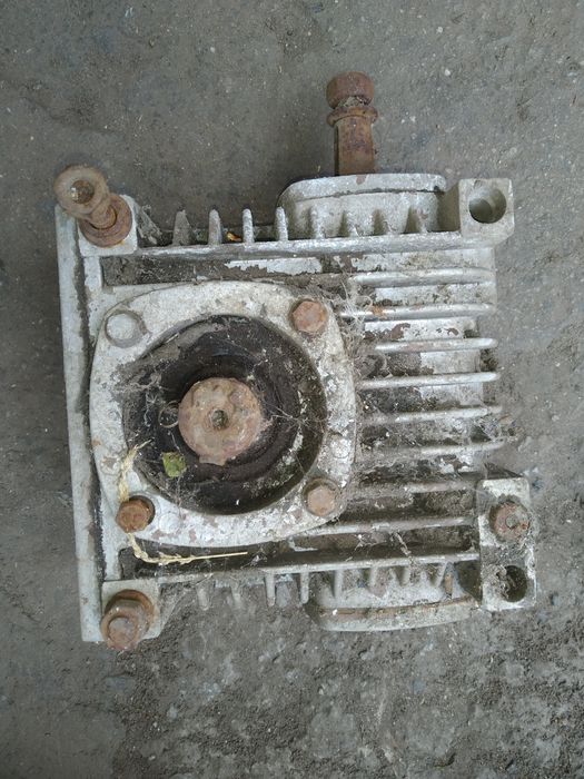 Редуктора червячные