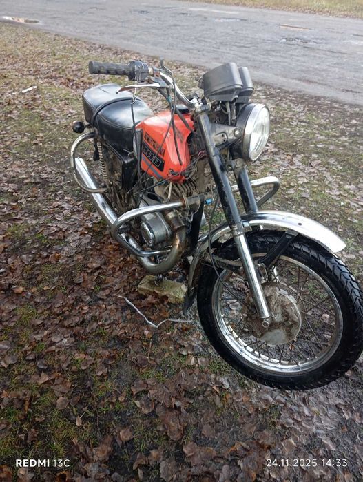 Мотоцыкл Иж планета 5 на ходу