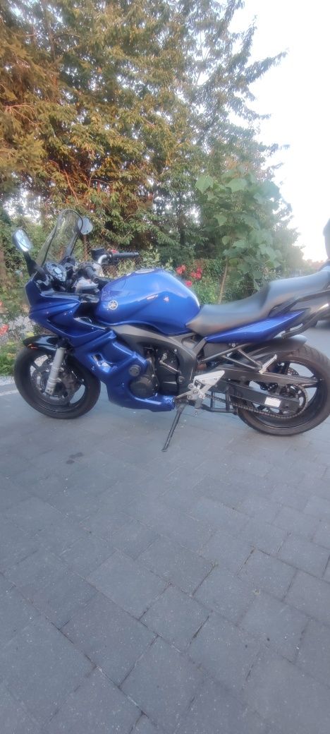 YAMAHA Fazer 600