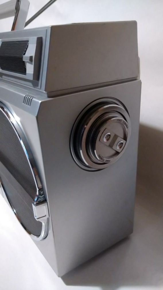 Магнитола Sharp GF 575Z