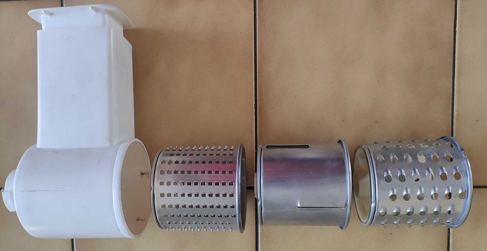 Robot kuchenny AKA z NRD (DDR) niekompletny