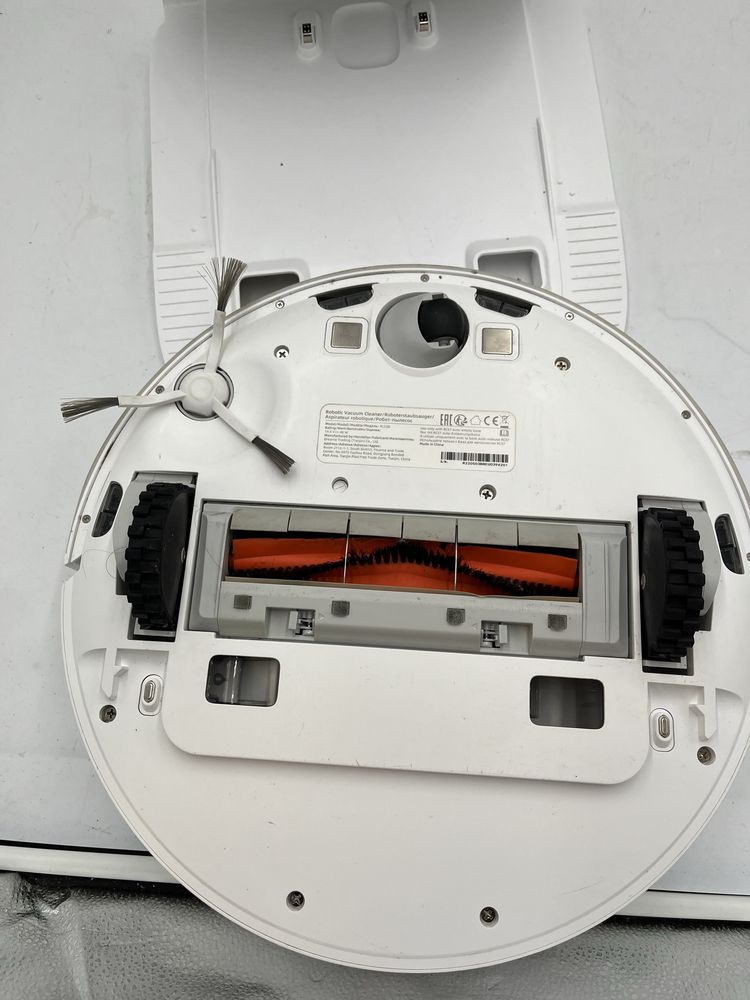 Robot sprzatajacy Dreame D10 plus