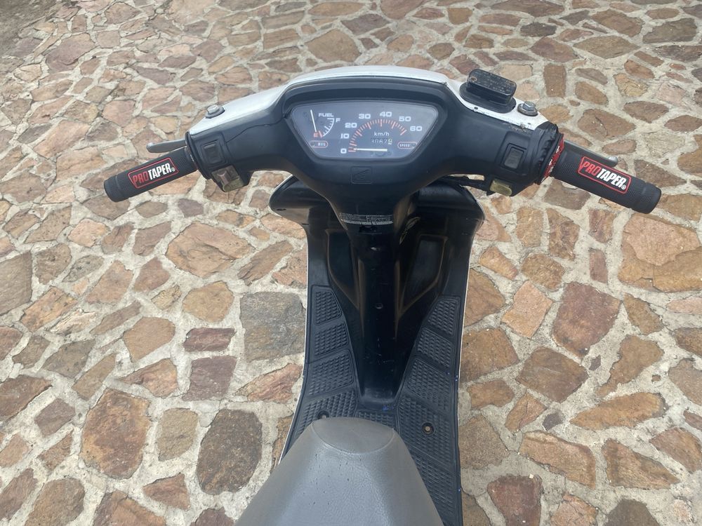 Мопед Honda AF 25