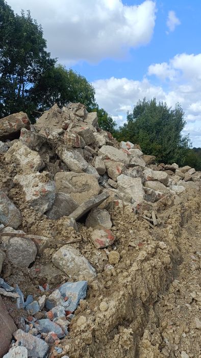 Gruz po rozbiórce betonowy