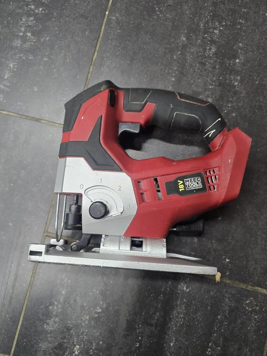 Wyrzynarka akumulatorowa MeecTools 18V