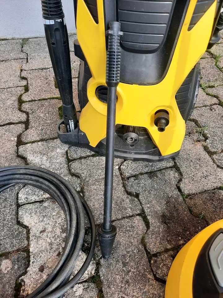 Myjka wysokociśnieniowa Kärcher K5 z akcesoriami