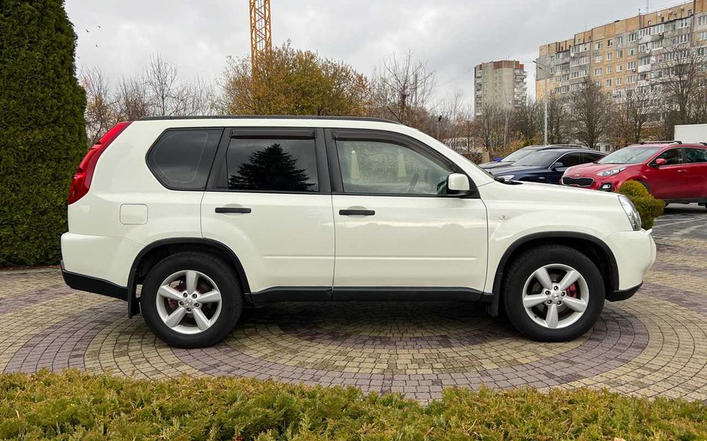 Nissan X-trail  2008