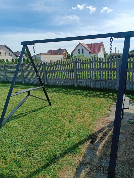 Huśtawka ogrodowa rozkładana