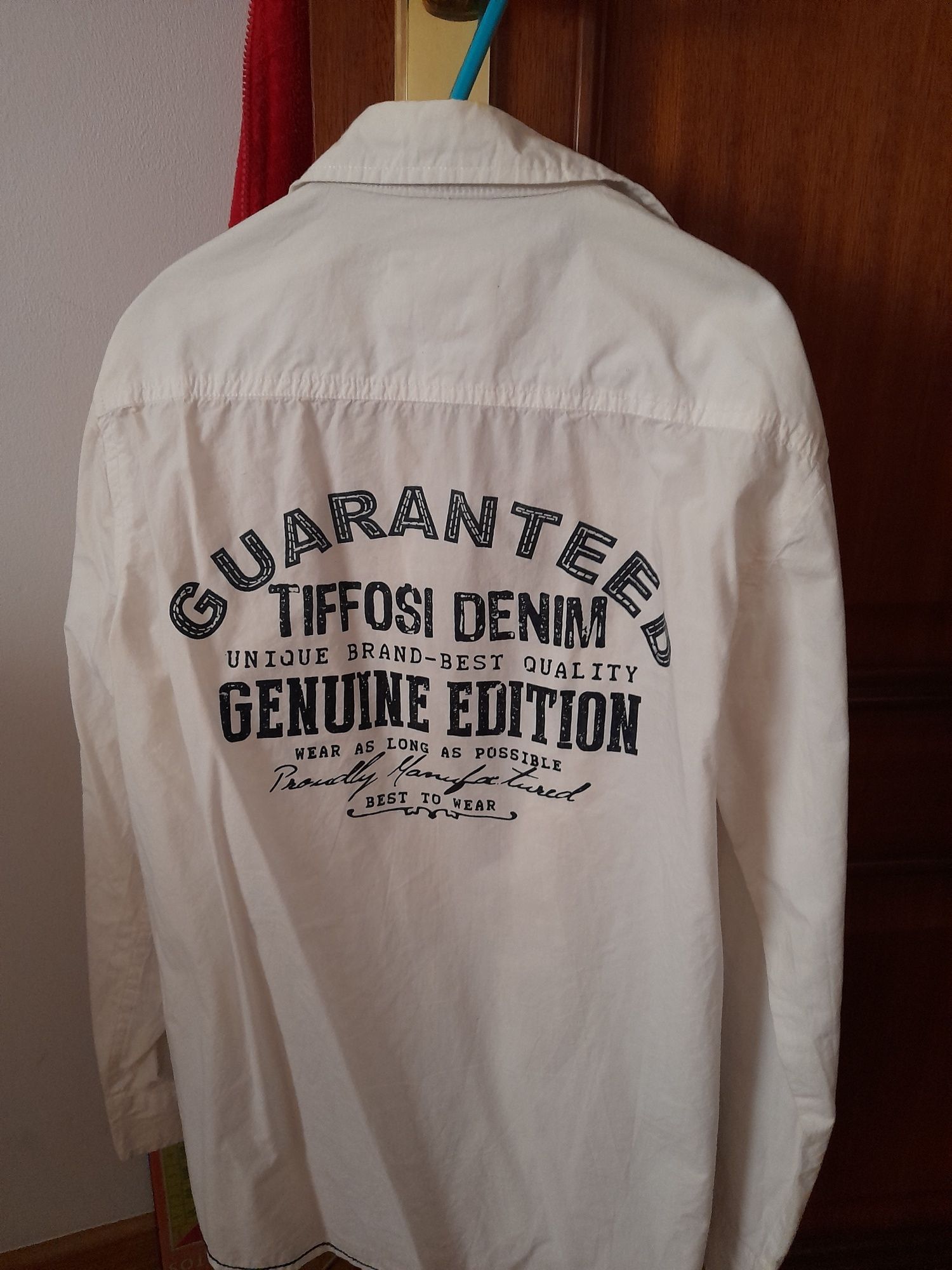 Camisa da marca Tiffosi