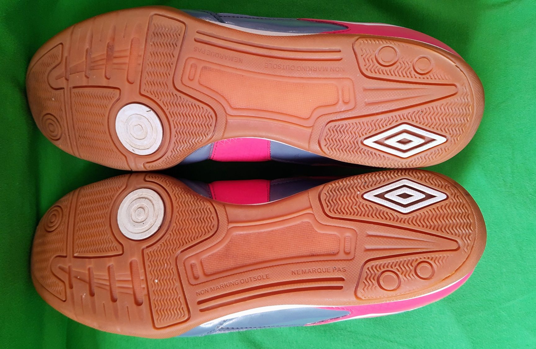 Buty Umbro halówki skóra42 43 44 r28-285 stan bdb