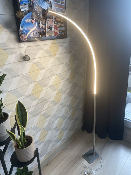 Lampa led kolor chrom