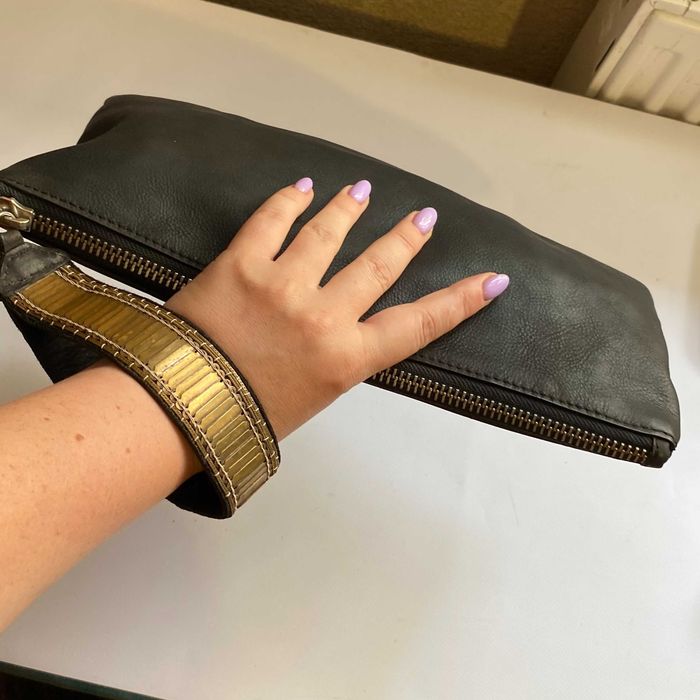 Мужской клач. высококачественная натуральная кожа.