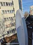 Две спутниковая антенна  с тюнером кабелем, крепежом