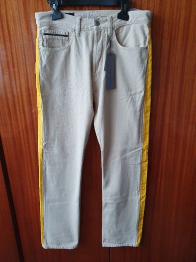 Męskie jeansy Calvin Klein Jeans, beżowe z lampasami - nowe, z metkami