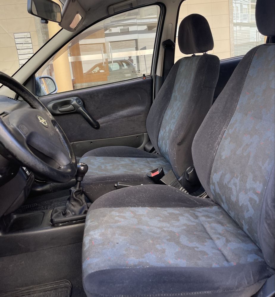 Opel Corsa 1.2 16v