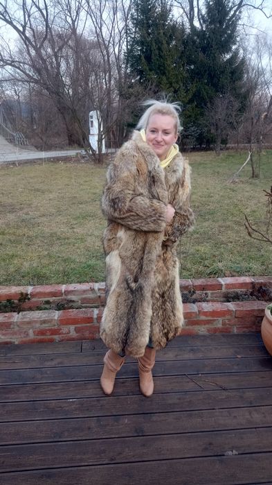 Futro naturalne długie z kojota